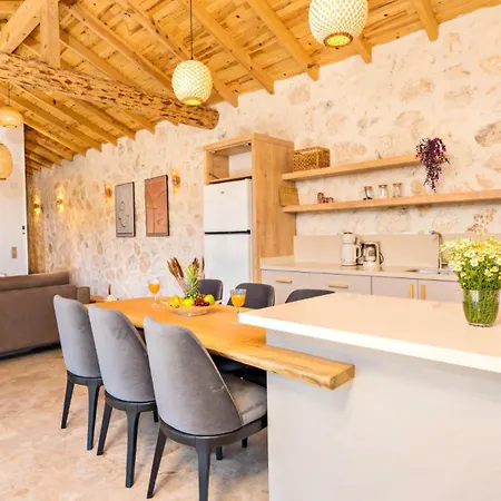 Bezirgan Village 2 Bedroom 7617 Vila