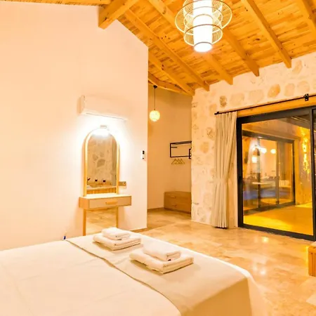 Bezirgan Village 2 Bedroom 7617 Vila